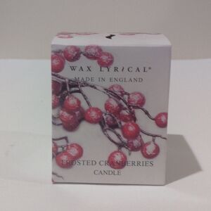 NEW Wax Lyrical, Frosted Cranberries Candle. Made in England